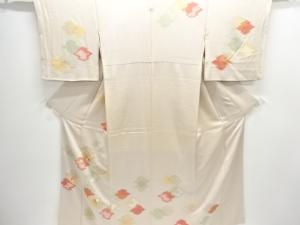 絞り松皮菱に菊梅模様刺繍一ツ紋訪問着